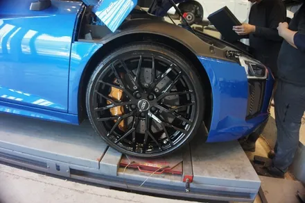 다시 찾아주신 아우디 R8 V10 PLUS 블랙 유광 휠도색. / 용인 처인구