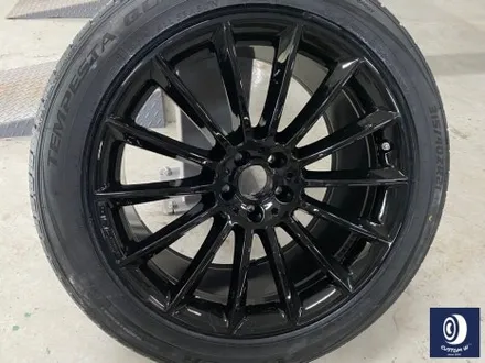 벤츠 GLE450 타 업체 잘못된 수리 도색 이력 / 기존 페인트 제거 (약품 박리) 후, 마차휠 블랙 유광 휠도색 + 레드 캘리퍼 도색 / 용인 처인구