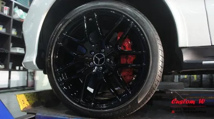벤츠 AMG 라면 스포티한 블랙 휠과 레드 캘리퍼 조합을! 벤츠 GLE 63 AMG 블랙유광 휠도색, 레드 캘리퍼도색 작업기. / 용인 처인구