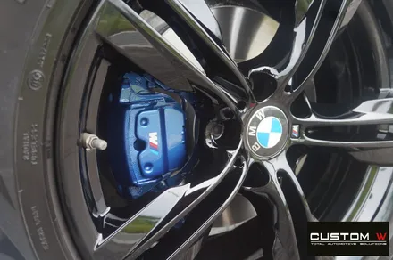 BMW X5 지저분하고 부식 녹 심한 캘리퍼 도색  , 블랙유광 휠도색 / 용인 처인구