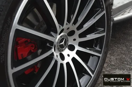 벤츠 GLC300 20인치 마차휠 상처 수리 후, 다이아몬드 컷팅 수리 휠복원 그리고 AMG 레드 캘리퍼 도색 작업 까지.! / 용인 처인구
