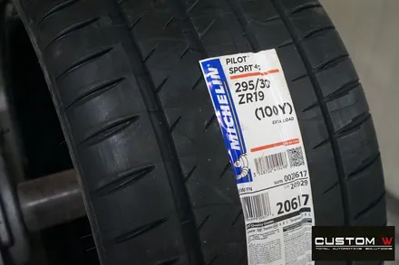 잘 못된 휠수리 도색 이력이 있는 벤츠 CLS63AMG 약품 박리 후, 재작업 다이아몬드 컷팅 블랙 폴리시 휠로 커스터 마이징, 레드 캘리퍼 도색 작업 까지.! / 용인 처인구