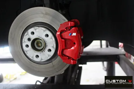 BMW X1 블랙유광 휠도색 + 레드 캘리퍼 도색 / 용인 처인구