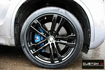 BMW X5 50d 약품 박리, 휠 상처 수리 후 블랙유광 휠도색 / 용인 처인구