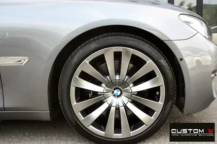 BMW 750Li 휠 상처 수리 후 고스트 크롬 휠도색 + 블랙 캘리퍼 도색 / 용인 처인구
