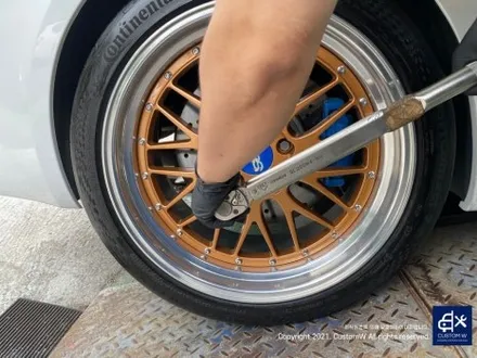 BMW E92 M3 BBS LM 투피스 휠 분해 후, 스포크 오렌지 골드 도색 + 림 폴리싱 작업 / 용인 처인구