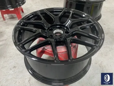번호판도 장착되지 않은 신차 출고 작업_! / 벤츠 G63AMG 22인치 하이그로시 블랙 (검정 유광) 휠도색 (feat. 센터 휠 캡 주변 부품 모두 포함) / 용인 처인구