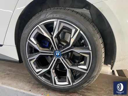 BMW I4 E-DRIVE 40 860M 휠 상처 수리 후, 다이아몬드 커팅 휠 복원 (feat. 플라스틱 휠 커버 복원 포함) / 용인 처인구