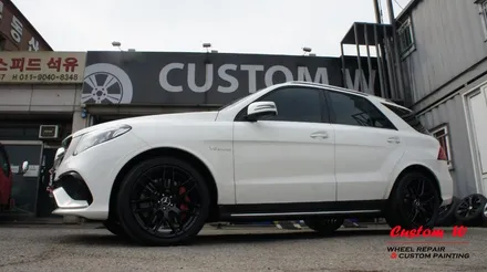 메르세데스 벤츠 강력한 대형 SUV GLE63 AMG 블랙 유광 휠도색과 AMG 레드 캘리퍼도색. / 용인 처인구