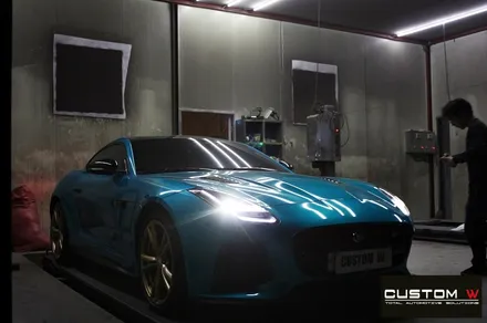재규어 F-타입(F-TYPE)SVR 휠 상처 수리 후 페라리 골드 휠도색 / 용인 처인구