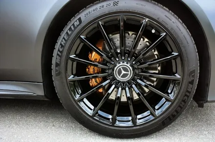 벤츠 GT43 AMG 블랙유광 휠도색 + 카본 세라믹 골드 캘리퍼 도색 / 용인 처인구
