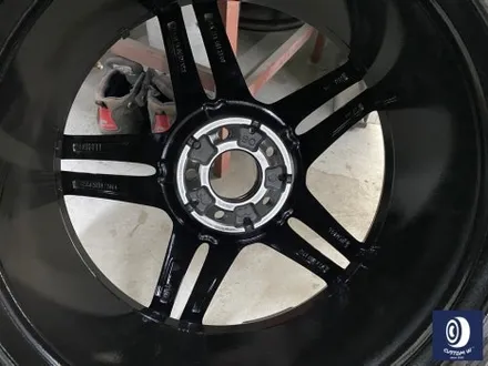 감동적인 후기글을 작성해 주신 고객분의 차량/ 벤츠 E220D 카브리올레 19인치(일명 AMG 별휠) 블랙 유광 휠도색 (feat. 보험 긴급 출동 서비스를 이용한 캐리어 카 입출고) / 용인 처인구