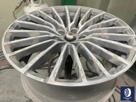 BMW G11 730d 20인치 휠 상처 수리 후, 다이아몬드 커팅 복원 + 브레이크 캘리퍼 부식 / 녹  제거 후, 건메탈 그레이 컬러 도색 / 용인 처인구