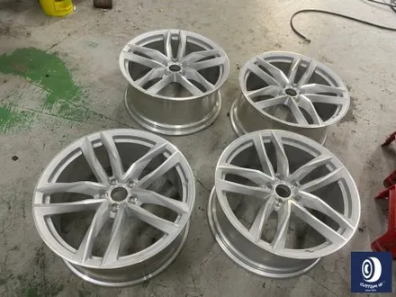 아우디 A7 50TFSI 20인치 다이아몬드 커팅 가공을 이용한 블랙 폴리시 커스텀 투톤 휠도색 + 심각한 부식 제거 후, 카본 세라믹 골드(오렌지 골드) 캘리퍼 도색 작업까지_! / 용인 처인구