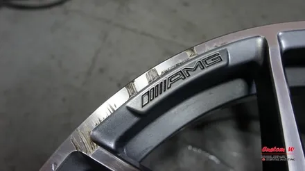 ML의 후속 벤츠 GLE 63AMG 다이아몬드컷팅 휠수리, 63S AMG 캘리퍼처럼 레드로 캘리퍼도색. / 용인 처인구