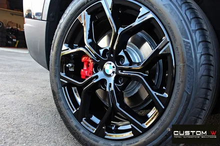 BMW X1 블랙유광 휠도색 + 레드 캘리퍼 도색 / 용인 처인구