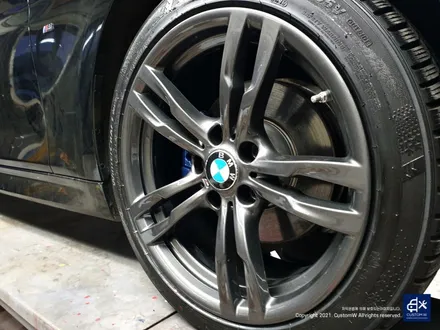 BMW 320d 휠수리 후 건메탈 휠도색 + 블루 캘리퍼 도색 / 용인 처인구