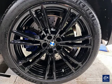 BMW F90 M5 706M 휠수리 후 블랙유광 휠도색 / 용인 처인구