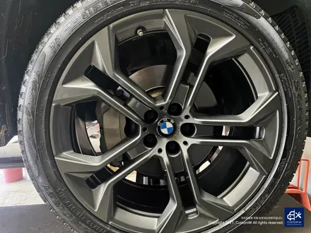 BMW G05 X5 21인치 744 휠 상처 수리 후 건메탈 유광 휠도색 / 용인 처인구