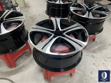 벤츠 W213 E300 18인치 휠 상처 수리 후, 다이아몬드 커팅 가공을 이용한 블랙 폴리시 휠 만들기_! / 용인 처인구