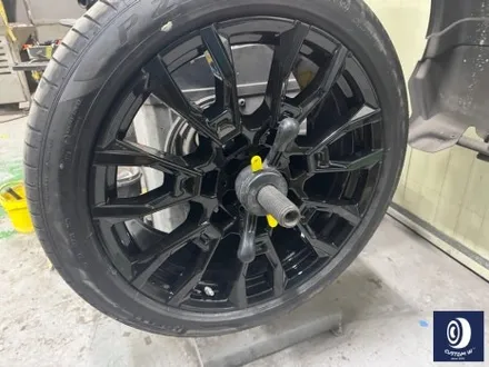 BMW X6 40i 신차 출고 작업 / 915M 블랙 휠도색 + 레드 캘리퍼 도색 / 용인 처인구