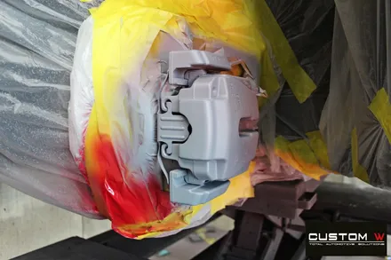BMW F10 520d 휠 상처 수리 후 블랙유광 휠도색 + 레드 캘리퍼 도색 / 용인 처인구