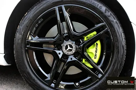 벤츠 CLA250 블랙유광 휠도색 + 애시드 그린 형광 캘리퍼 도색 / 용인 처인구