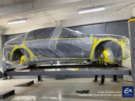 BMW F10 520d M 에어로다이나믹 프로 휠 상처 수리 후, 블랙 유광 휠도색 그리고 부식 많고 분진 고착된 지저분한  캘리퍼도 깔끔하게 환골탈태_! 블루 캘리퍼 도색까지~! / 용인 처인구