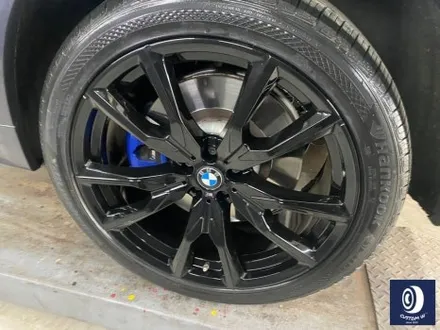 BMW X7 M50i 755M 22인치 휠 상처 수리 후, 제트 블랙(하이그로시 블랙) 휠도색 / 용인 처인구