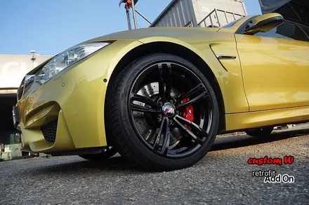 BMW M4 437M휠 상처수리 후 블랙유광 휠도색 + 레드 캘리퍼도색. / 용인 처인구