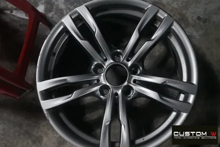 BMW F30 320i 휠 상처 수리 후, 고스트 크롬 휠도색 , 지저분한 캘리퍼 부식 녹 제거 후, 블루 컬러 도색. / 용인 처인구