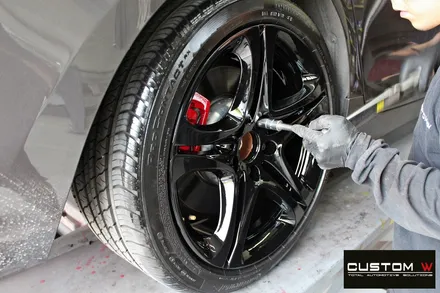 BMW 640d 휠 수리 후 블랙유광 휠 도색 + 레드 캘리퍼 도색 / 용인 처인구