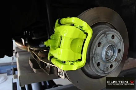 벤츠 20년 신형 CLA250 블랙유광 휠도색 + 애시드 그린(ACID GREEN) 형광 캘리퍼 도색 / 용인 처인구