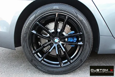BMW G30 520d 블랙유광 휠도색 + M 퍼포먼스 블루 캘리퍼 도색 / 용인 처인구