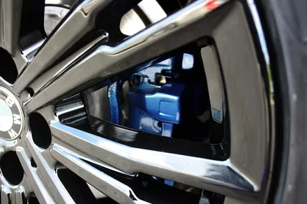 BMW G20 320d 블랙유광 휠도색 + 블루 캘리퍼 도색 / 용인 처인구