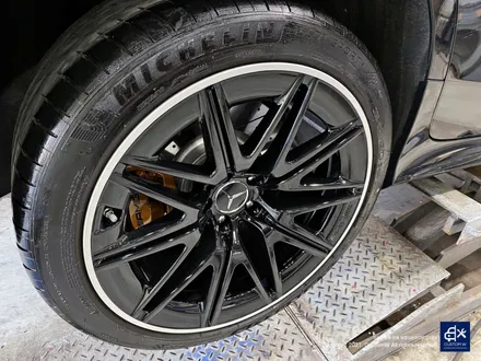 벤츠 GT43 AMG 휠수리 후 블랙 실버 투톤 유광 휠도색 / 용인 처인구