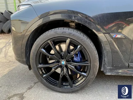 BMW X7 M60i 755M 22인치 휠 상처 수리 후, 제트 블랙 휠도색 / 용인 처인구