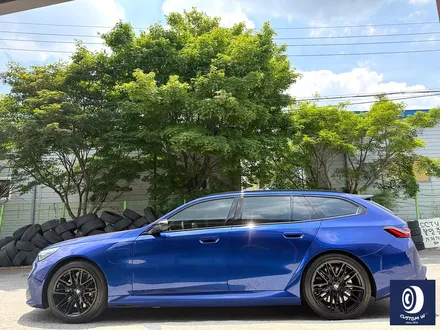 유니크한 차량_!! / BMW G99 M5 투어링 제트 블랙 / 하이그로시 블랙 (검정 유광) 휠 도색 / 용인 처인구
