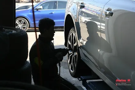 블랙폴리쉬로 휠 드레스업! 아우디 A7 55TDI 다이아몬드컷팅 휠수리. / 용인 처인구