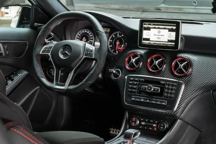새차도 휠도색&캘리퍼도색을 한다. 강력한 포켓머신! A45 AMG 신차에요! / 용인 처인구
