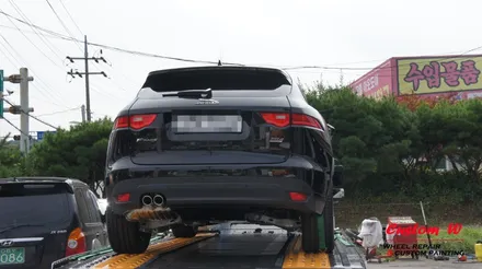 신차 출고전 블랙유광 휠도색으로 재규어 F-PACE를 더 새롭게 만날 수 있습니다. / 용인 처인구