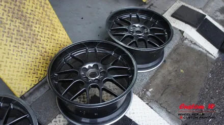 이제는 세월속의 차량이 되었지만 여전히 멋진 BMW E39 540 차량의 BBS RGR 휠수리 및 고스트크롬 도색. / 용인 처인구