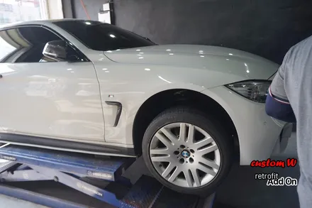 BMW 428I 잘 못된 휠수리 이력이 있는 휠 다시 블랙유광으로 말끔하게 휠도색. / 용인 처인구