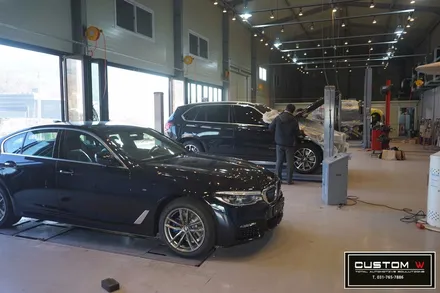 BMW X5 30D 블랙 유광 휠도색 + 레드 캘리퍼도색. / 용인 처인구