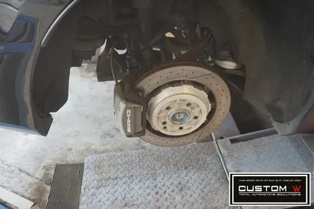 벤츠 C217 S63AMG 쿠페 블랙유광 휠도색, 레드 캘리퍼도색. / 용인 처인구