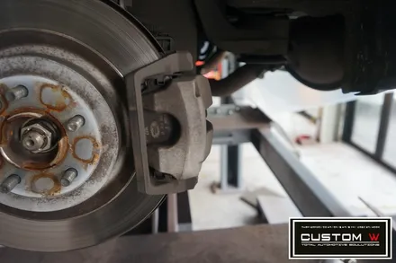 레인지로버 보그 블랙유광 휠도색, 레드 캘리퍼도색(brembo) / 용인 처인구