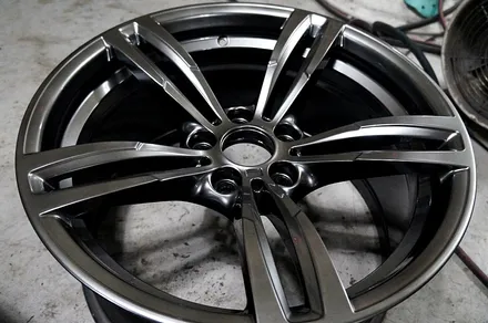 기존 고객님의 재방문. BMW F10 530D 437M 고스트크롬 휠도색 / 용인 처인구