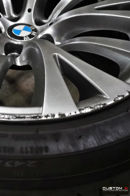 BMW 5GT 휠 상처 수리 후 고스트크롬 휠 도색 / 용인 처인구