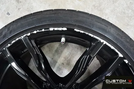 기존 작업했던 BMW X5M 휠 상처 수리 후 블랙유광 휠도색 / 용인 처인구