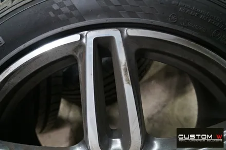 벤츠 E300 AMG line 19인치 별휠 블랙유광 휠도색 + 레드 캘리퍼 도색 / 용인 처인구